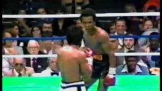 Ray Sugar Leonard humiliates Roberto Duran