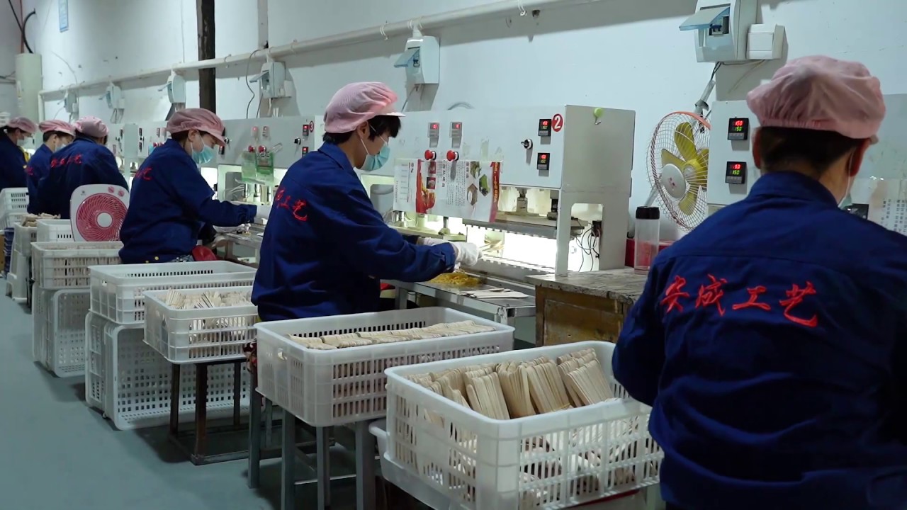 How is wooden cutlery production made