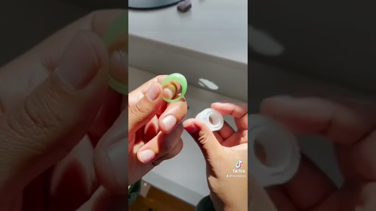 Turning my bus pass into a ring 💍