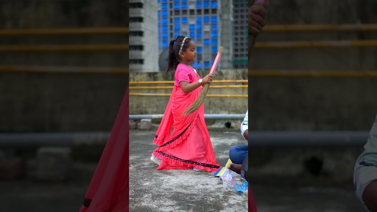 Mummy Jhadu mar do 😭😂 #shorts #funnyshorts #funnyvideo