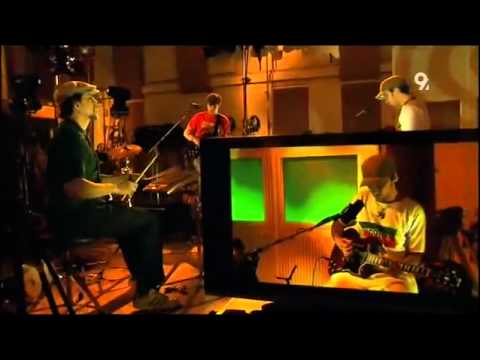 Manu Chao - Bongo Bong & Mr Bobby (Live Abbey Road 2008)