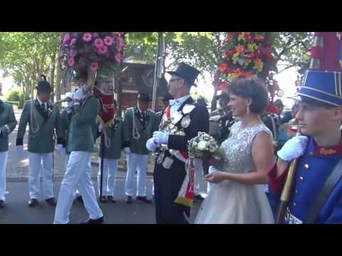 Schützenfest in Büttgen 2017 Regiments-Abnahme durch S.M. Rudi 1. am 26. Juni 2017