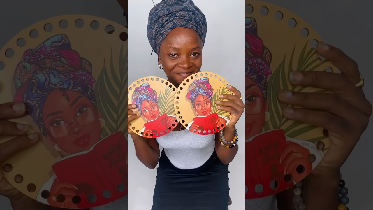 Handmade crochet bag: specially for a Queen 👸🏾🌹 #handbags