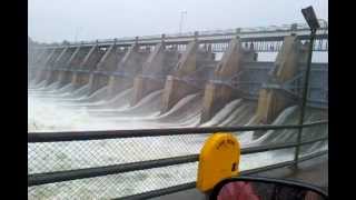 preview picture of video 'Gavins Point Dam flood'