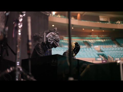 Phoenix & Daft Punk MSG Sound Check & BTS (2010)