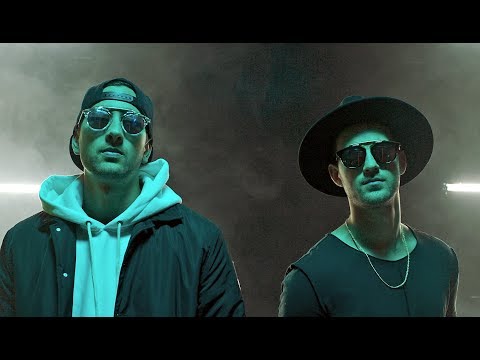 Team Rush Hour - Ziggy Diggy (ft. Makkie, Kalibwoy & Mitch Capo)