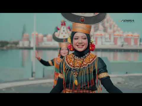 Tari To Manglaa Toraja