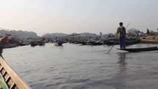 preview picture of video 'Approaching Markets on Inle Lake in Myanmar (Video 9 of 24)'