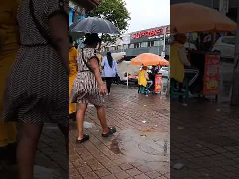 A day in the most unsafe Johannesburg neighborhood (Yeoville) #walkafrica #travel #southafrica