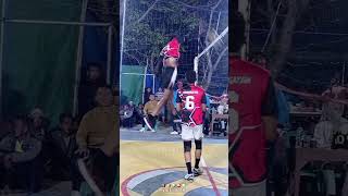 Download lagu Middle Blocker SAMATOR 🔥 KINANTAKA // GRAND FINAL Open Turnamen Bola Voli TEGALMULYO CUP 2025 mp3