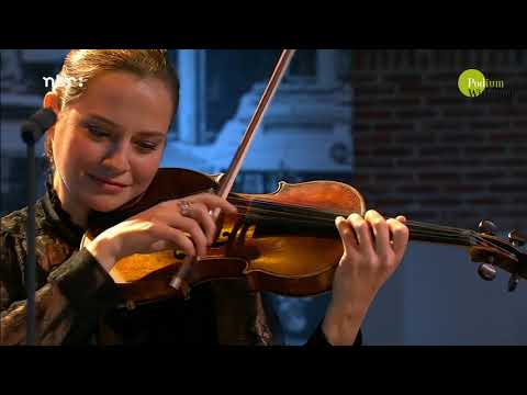Dana Zemtsov & Anna Fedorova - (Chanson) La plus que lente - Debussy | Podium Witteman