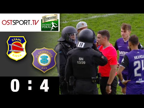 Fan-Randale sorgen für Fast-Abbruch!: BSG Stahl Riesa - Erzgebirge Aue | Sachsenpokal | OSTSPORT.TV