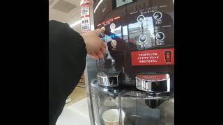 [問卦] 為何台灣便利商店不讓顧客用咖啡機自買?