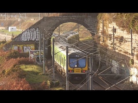IE 29000 Class DMU Train number 29414 - Killiney Coast, Dublin