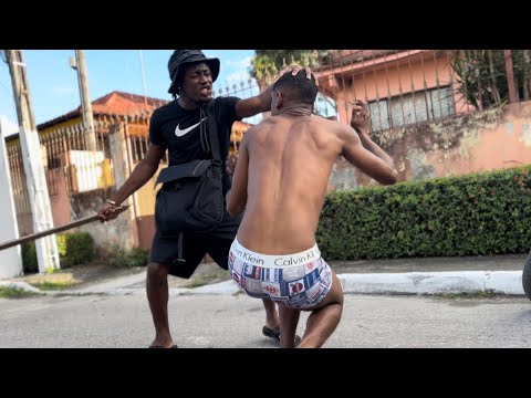 QUIS PAGAR DE PLAYBOY MAS O KIT É EMPRESTADO kkkkkkkk