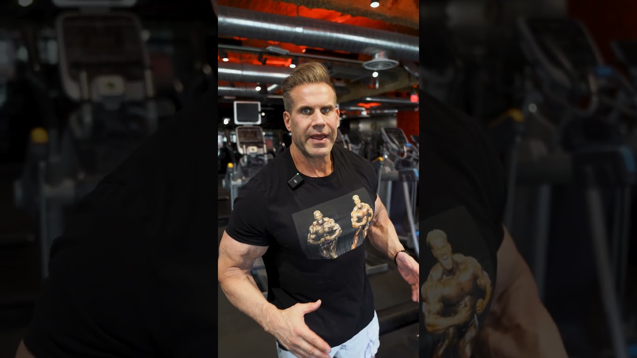 JAY CUTLER LYING HAMSTRING CURLS