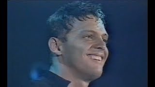 Luis Miguel - Fría Como El Viento | Live - Premier 1991