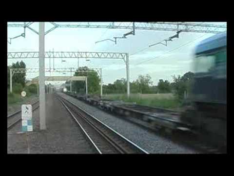 66426 on 4S45, 18:30, Daventry - Mossend intermodal