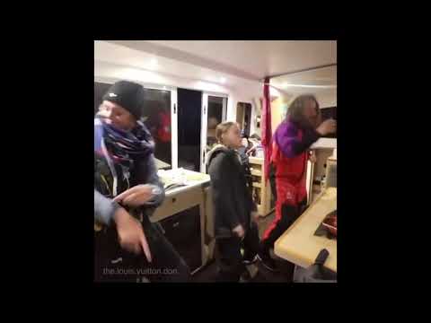 Greta Thunberg dances to Ken Ring 'Bounca Bitch (DJ Large remix)' FULL SONG