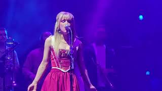 Paul Heaton/Rianne Downey (Bell Bottomed Tear) 6/12/24 MnS Arena. vid by peter kevan.