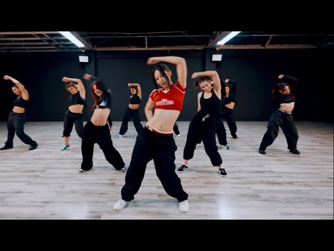 JENNIE - ‘Mantra’ Dance Practice [MIRRORED]