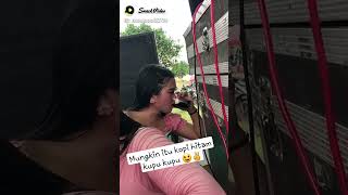 Download lagu kopi hitam kupu kupu #short #viralvideo #kopihitam #kopidangdut #play #artisdangdut mp3 Download lagu kopi hitam kupu kupu #short #viralvideo #kopihitam #kopidangdut #play #artisdangdut mp3