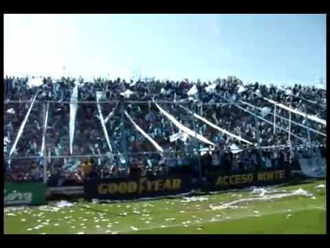 "Hinchada de Atletico Tucuman" Barra: La Inimitable &bull; Club: Atlético Tucumán