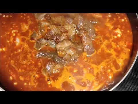 PREPARANDO SOPA DE ELOTE CON CARNE DE PUERCO