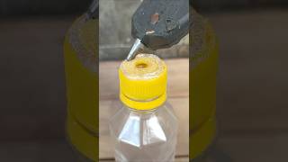 Download lagu Smart hack and idea from a plastic bottle and sponge! #diy #lifehacks #ideas mp3 Download lagu Smart hack and idea from a plastic bottle and sponge! #diy #lifehacks #ideas mp3