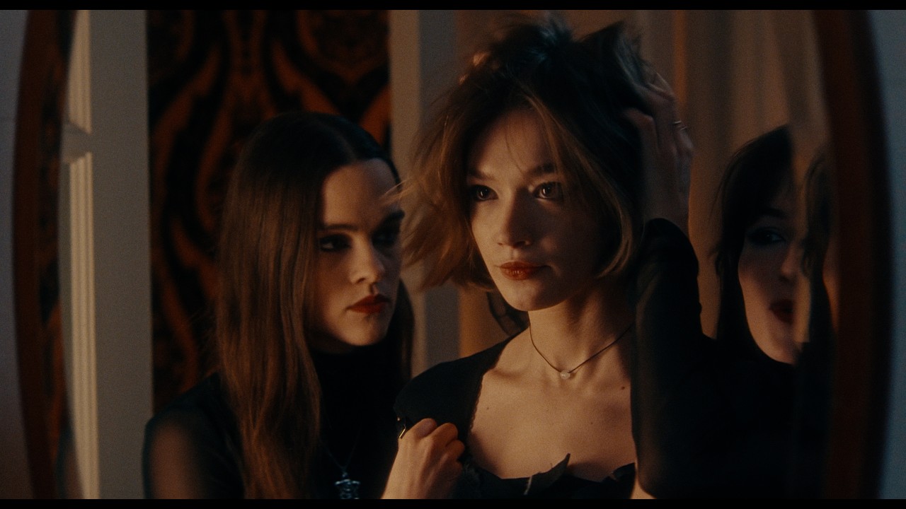 Miniature de la vidéo Five Hours Until the Blood Moon | Teaser Trailer du film Five Hours Until the Blood Moon