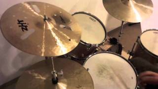 Video thumbnail for Zildjian ZHT EFX 18" 1240g by シライミュージック