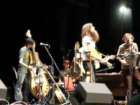 2014 New Bedford Folk Festival - Poor Old Shine/Parsonsfield - Right Now