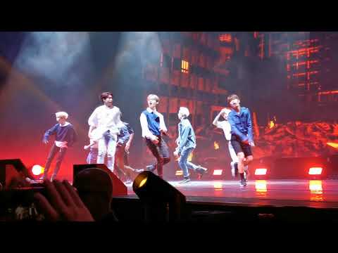 190802 Stray Kids Unveil in Berlin Victory Song 1080p fancam
