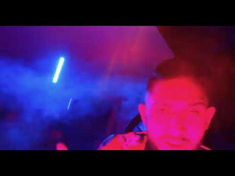 Nicolas sax  Feat Sandel Piticu ,Unul pe altul neam distrus