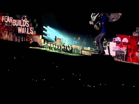 ANOTHER BRICK IN THE WALL ~ kids choir.wmv
