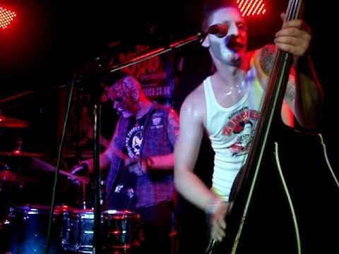 Blood Sucking Zombies From Outer Space (Blood On Satan's Claw) - Live @ The Klub (19/06/09)