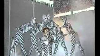 Mike Batt - Love Makes You Crazy (Bananas TV 1983) HD Quality