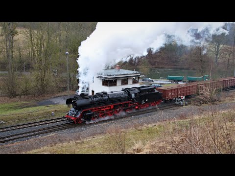 What a spectacle - steam locomotive 41 1144 comes to a standstill in front of Oberrohn