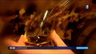 preview picture of video 'Reportage France 3 Whisky Lorrain G. Rozelieures Maison de la Mirabelle'