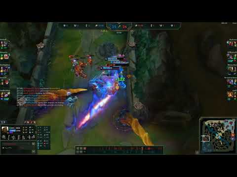 Winning 1v2 with Illaoi vs Mundo & Vayne. Fimbulwinter + Iceborn Gauntlet shielding in action.