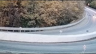 Download lagu LIVE Ketiika semua kendaraan kebut ditikungan mp3 Download lagu LIVE Ketiika semua kendaraan kebut ditikungan mp3