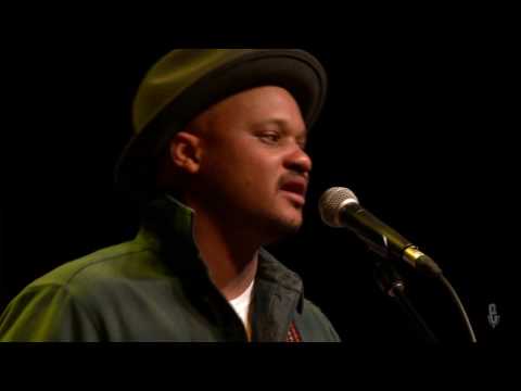 Son Little - The River (eTown webisode #988)