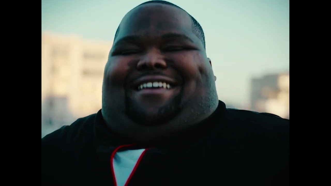 Dave Blunts - Bigger (Official Music Video)