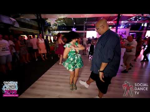 Super Mario & Federica Sangalli - Salsa Social Dancing | Croatian Summer Salsa Festival 2019