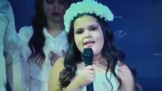 כניסה מרגשת לבת מצווה עם שיר שהוקלט באולפני לי-רון