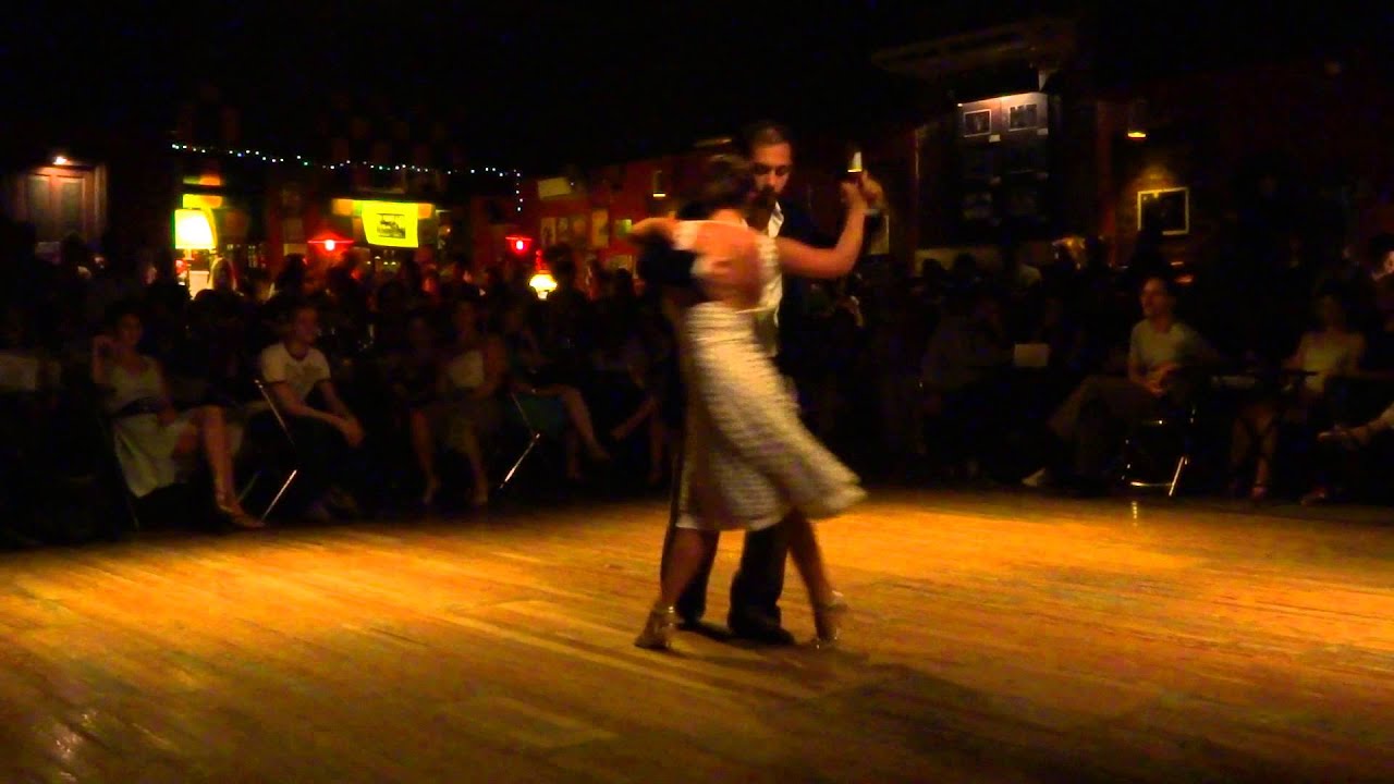 Flaqui Figueroa y Gaby Mataloni en la Maldita Milonga - De qué podemos hablar - 8/017/2014