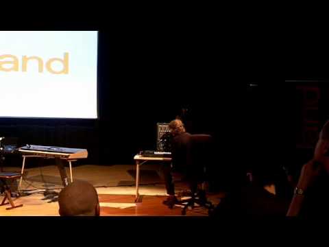 Roland Synth Story 26/11/2012 Roland Jupiter 8 Roland Jupiter 80 Part 5