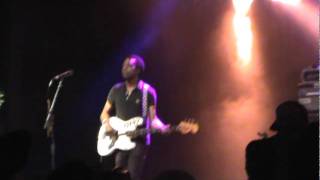 Bedouin Soundclash- Shadow of a Man live