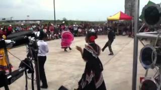 El jarabe tapatio- Norahua grupo de danza folklorico Mexicano