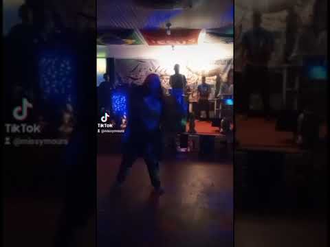 Tu és a fogueira (dança espontânea)